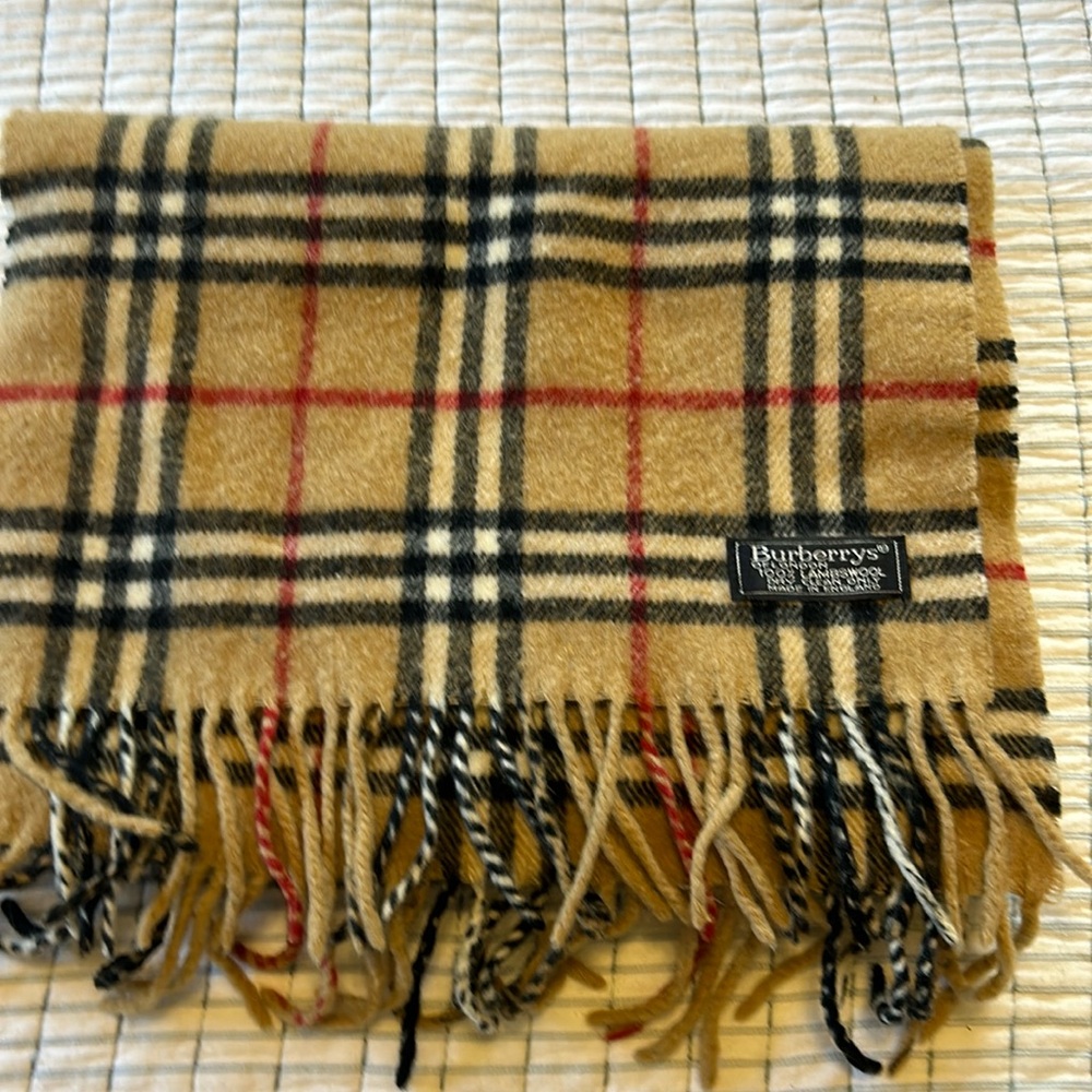Vintage Burberry’s scarf.